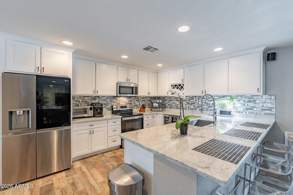 2033 E Harvard Drive - Photo 4