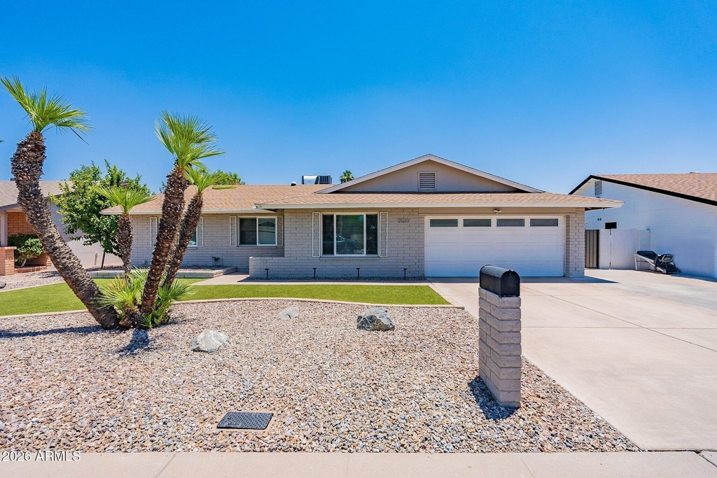 2033 E Harvard Drive - Photo 0
