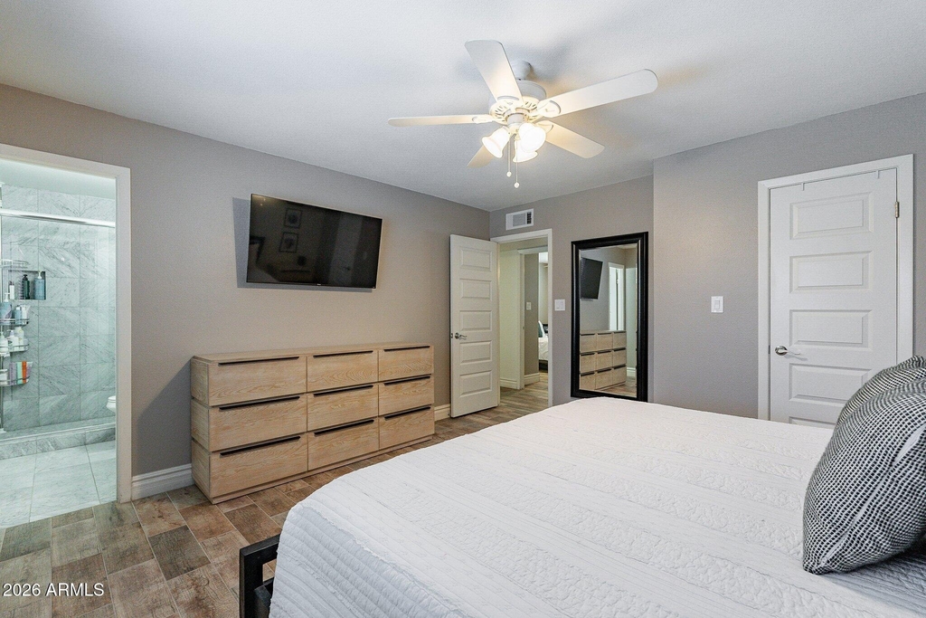 2033 E Harvard Drive - Photo 20