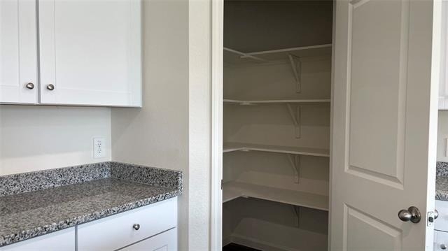 702 Camden Drive - Photo 11
