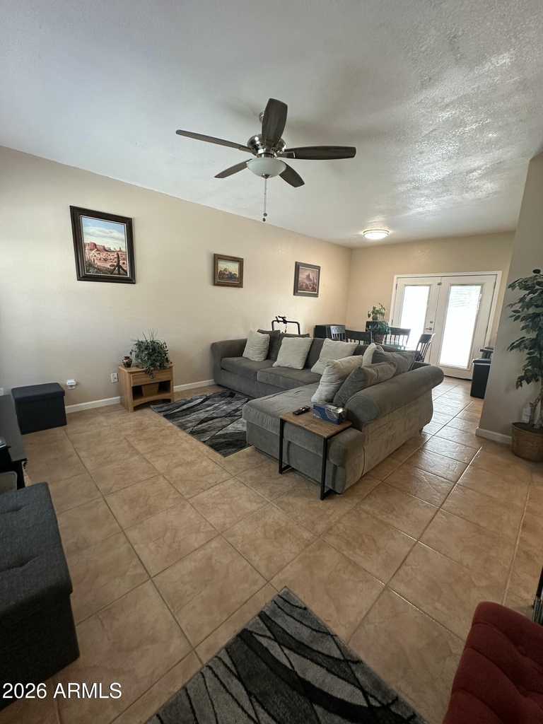 2941 N Oregon Street - Photo 2