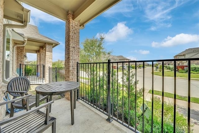 2717 Garden Gate Lane - Photo 4