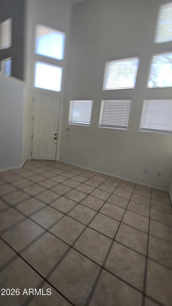 1445 E Broadway Road - Photo 5