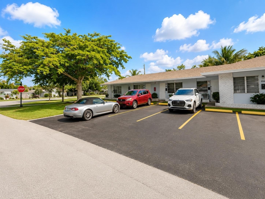 824 Ne 16th Street - Photo 17