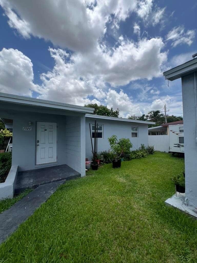 1524 Nw 42nd Street - Photo 13