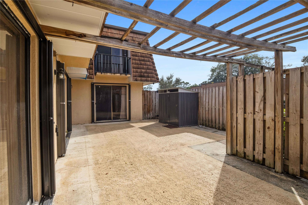 1821 18th Lane - Photo 2