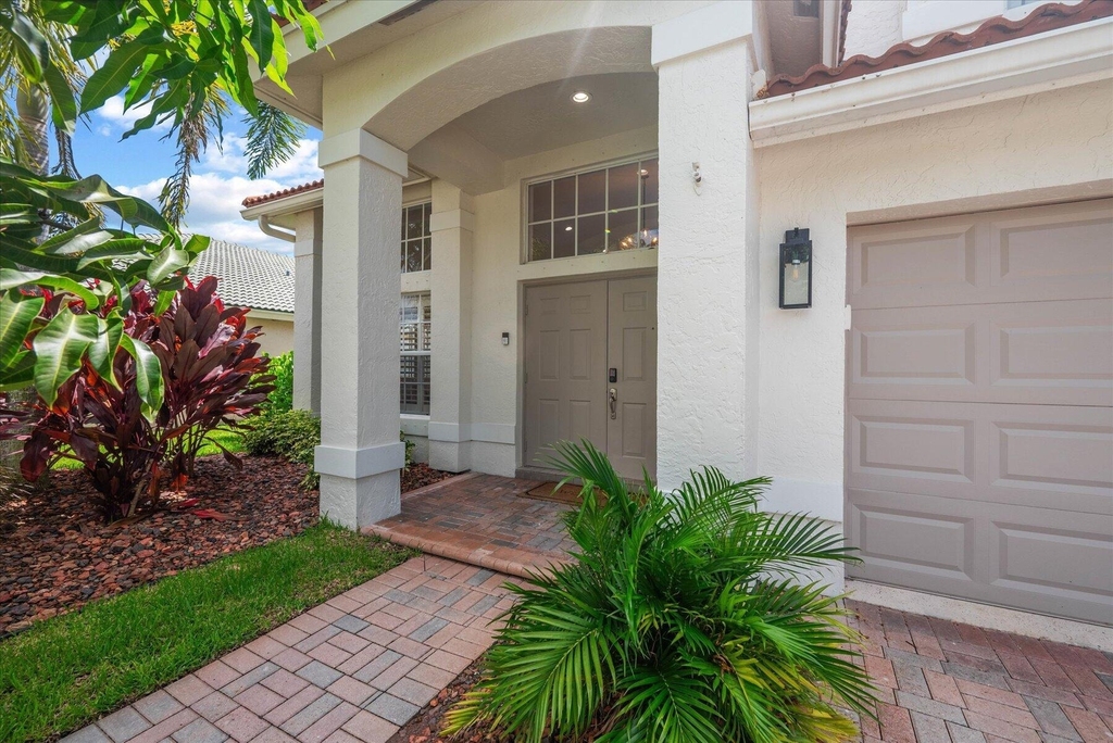 4145 Bahia Isle Circle - Photo 2