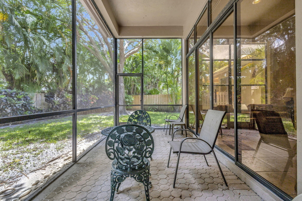 4528 Barclay Fair Way - Photo 23