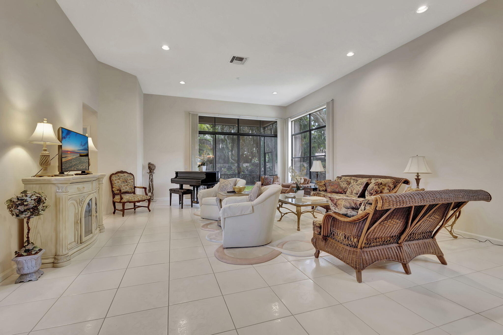 4528 Barclay Fair Way - Photo 5