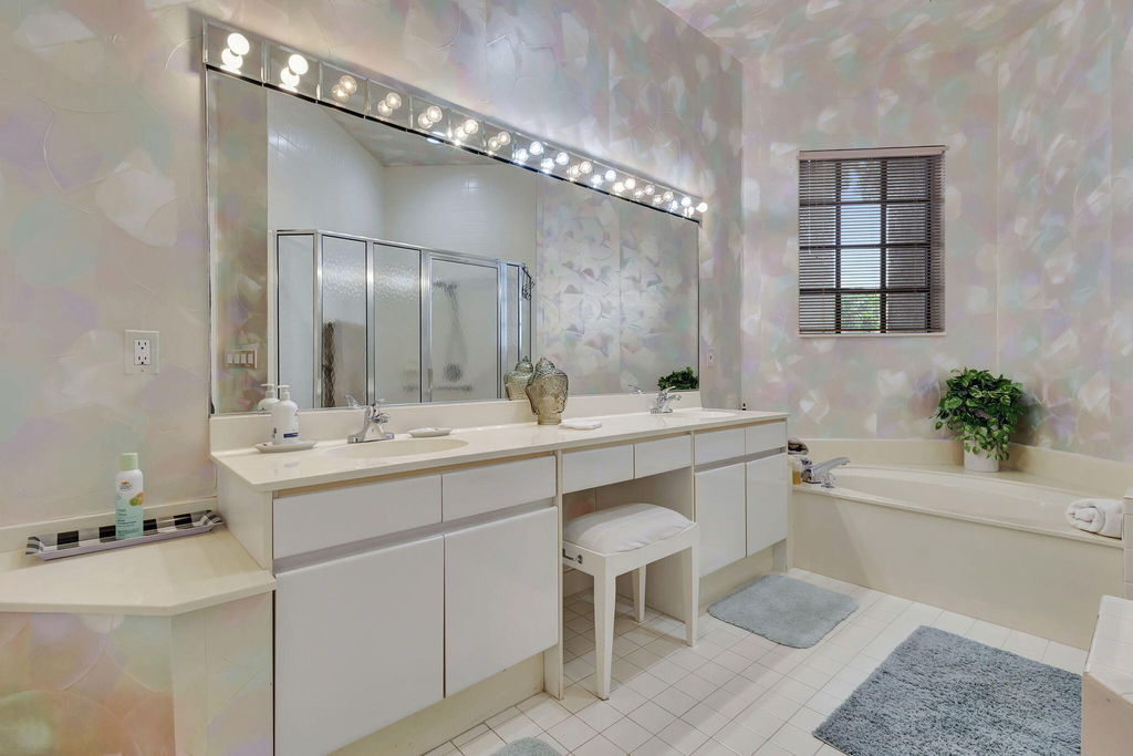 4528 Barclay Fair Way - Photo 14