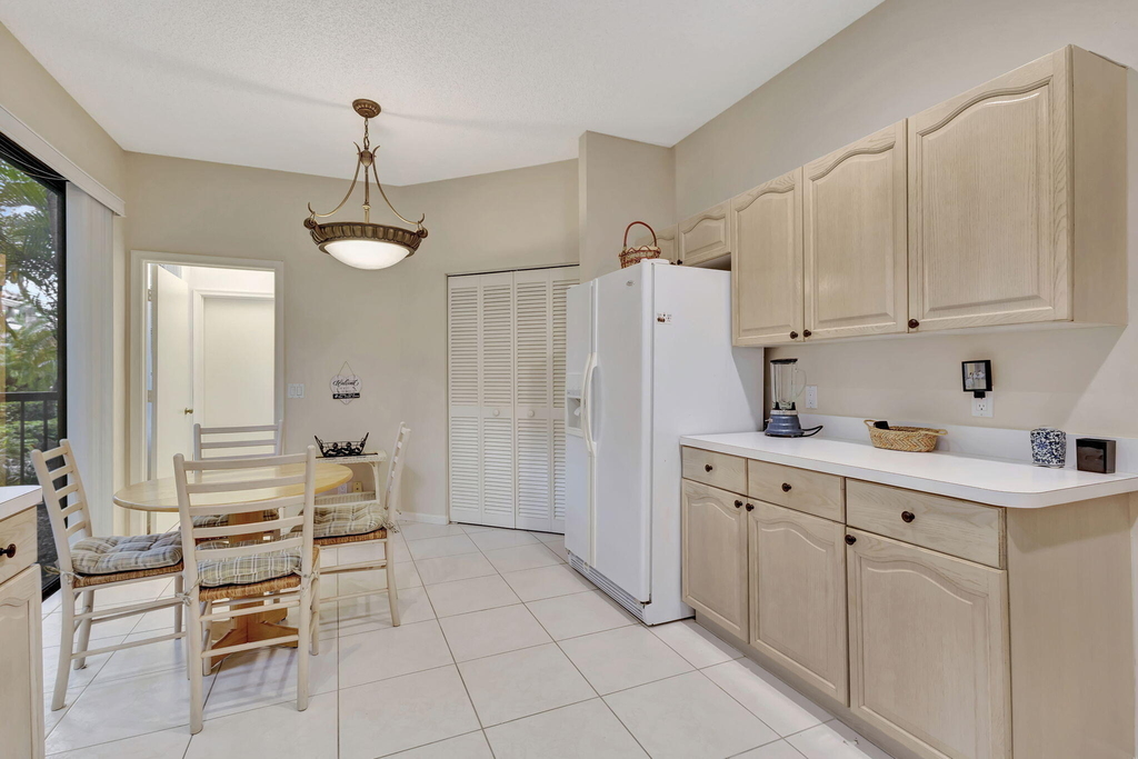 4528 Barclay Fair Way - Photo 10