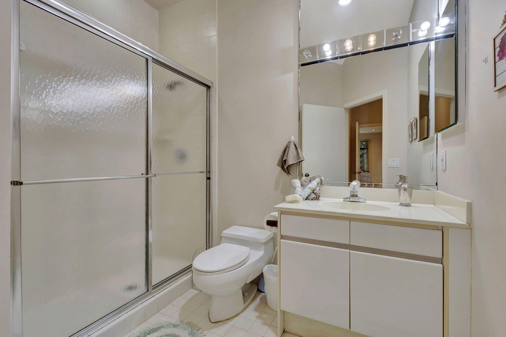 4528 Barclay Fair Way - Photo 18