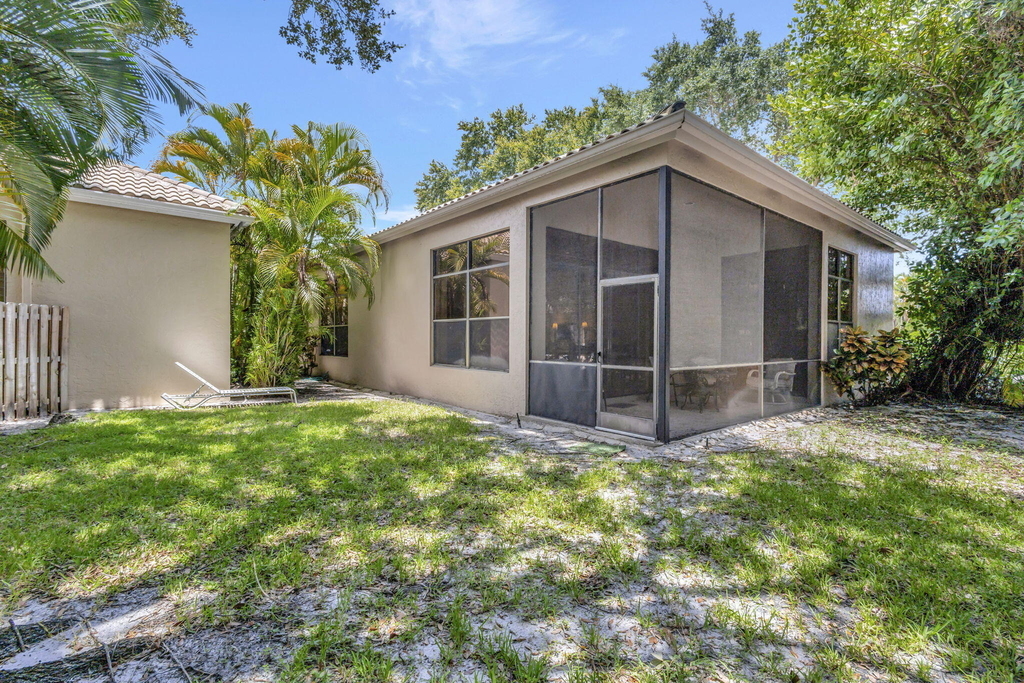 4528 Barclay Fair Way - Photo 25