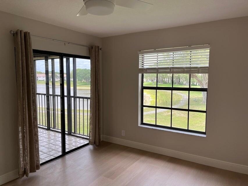 315 Palmwood Place - Photo 11