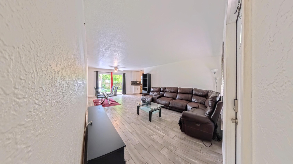 1719 15th Avenue N - Photo 4