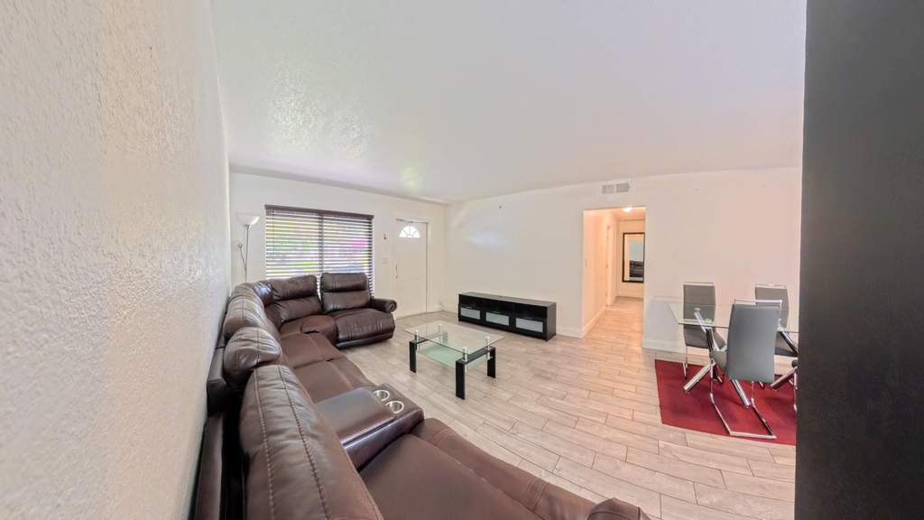 1719 15th Avenue N - Photo 7