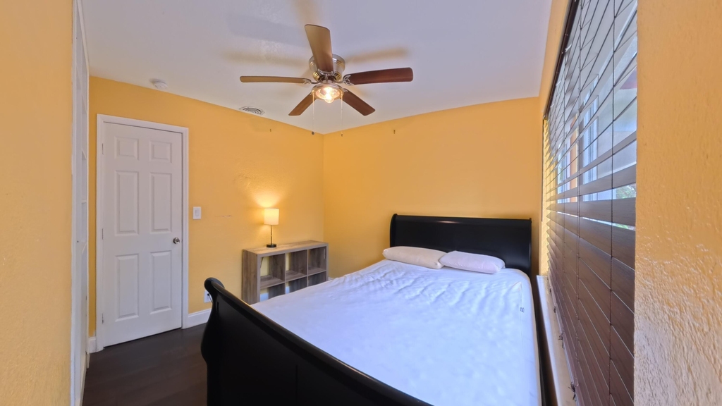 1719 15th Avenue N - Photo 20
