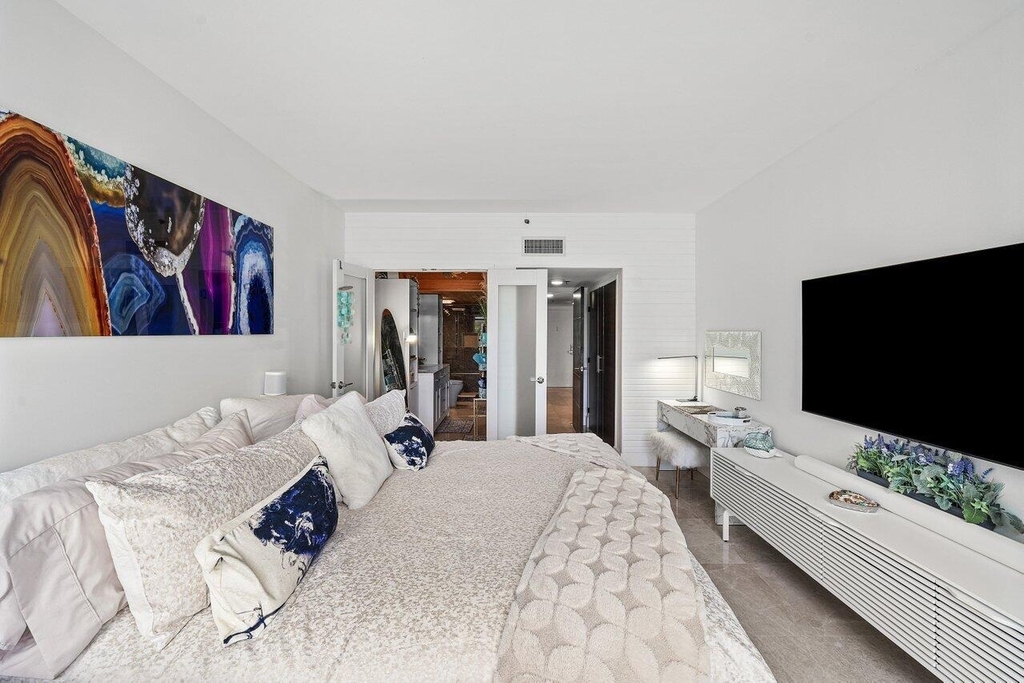 901 E Camino Real - Photo 13
