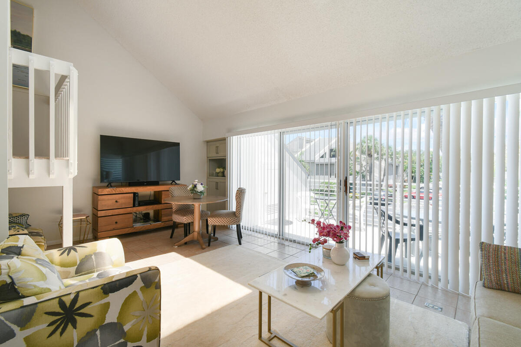 1605 S Us Highway 1 - Photo 6