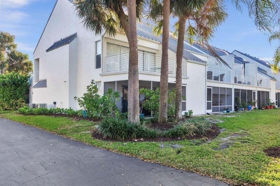 1605 S Us Highway 1 - Photo 28