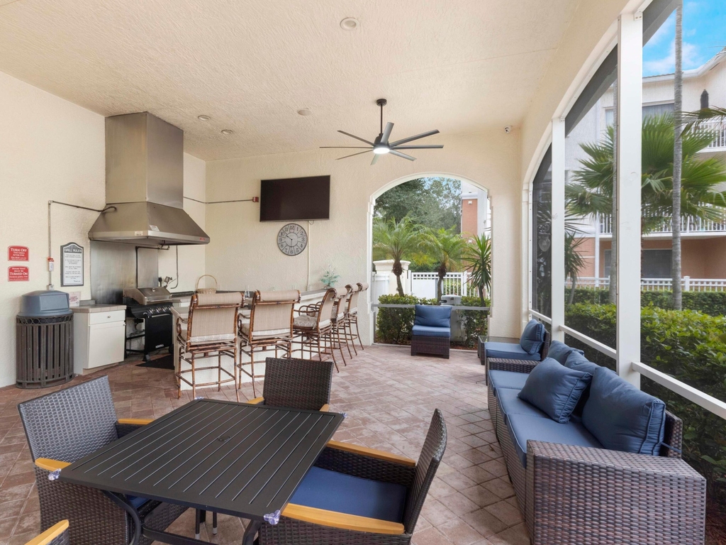 9309 Myrtlewood Circle W - Photo 20