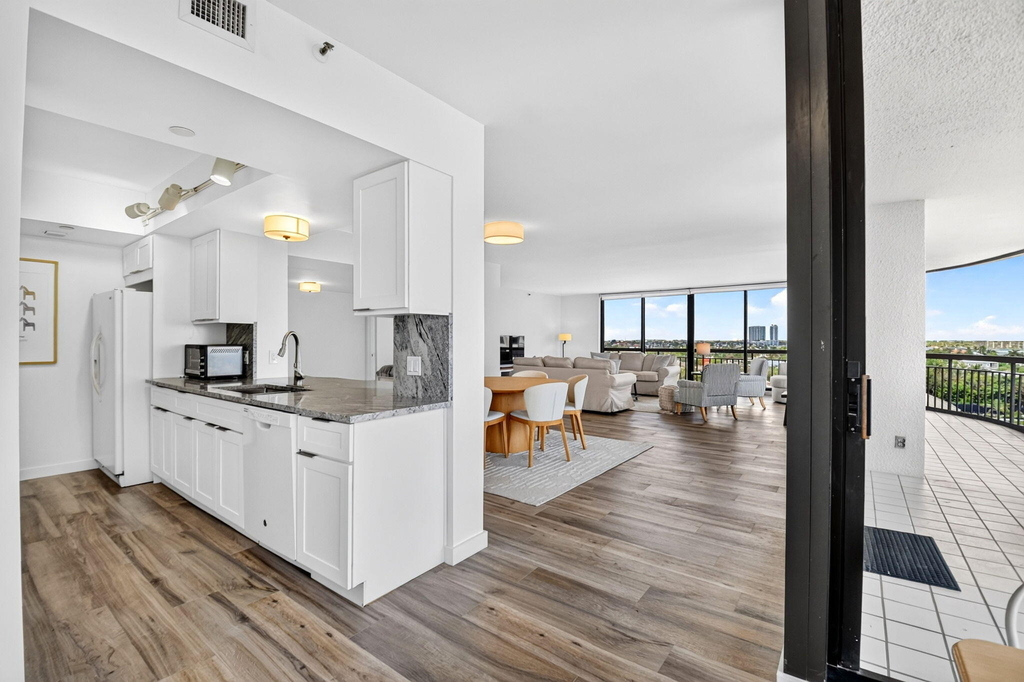 4000 N Ocean Drive - Photo 14