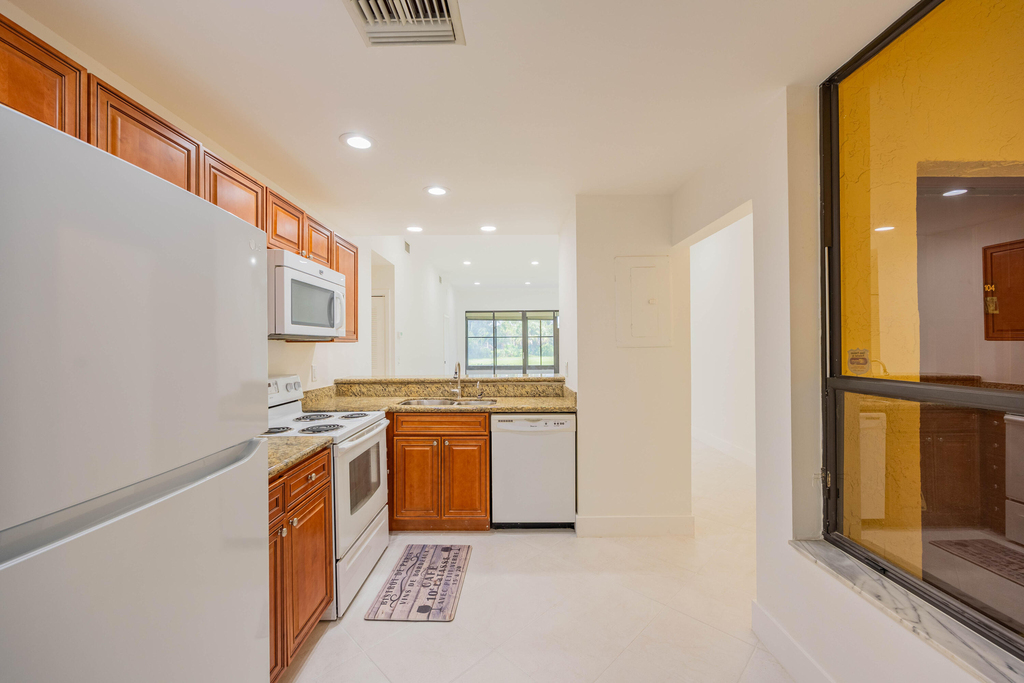 7520 La Paz Boulevard - Photo 14