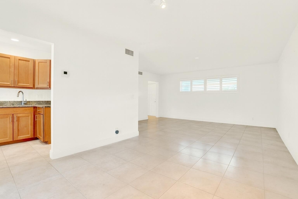 32 Colonial Club Drive - Photo 8