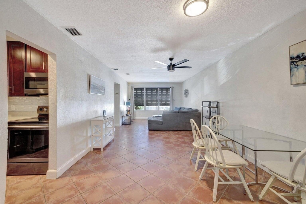 2400 Ne 33rd Avenue - Photo 5
