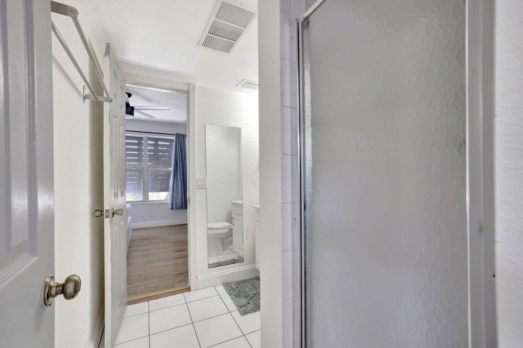 2400 Ne 33rd Avenue - Photo 26