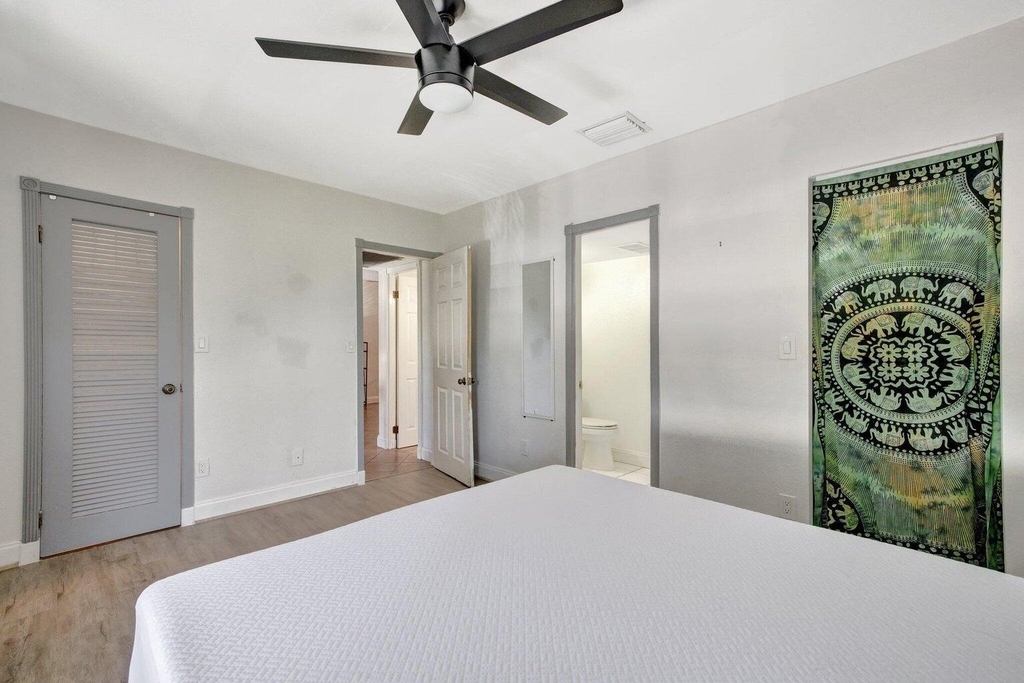 2400 Ne 33rd Avenue - Photo 18