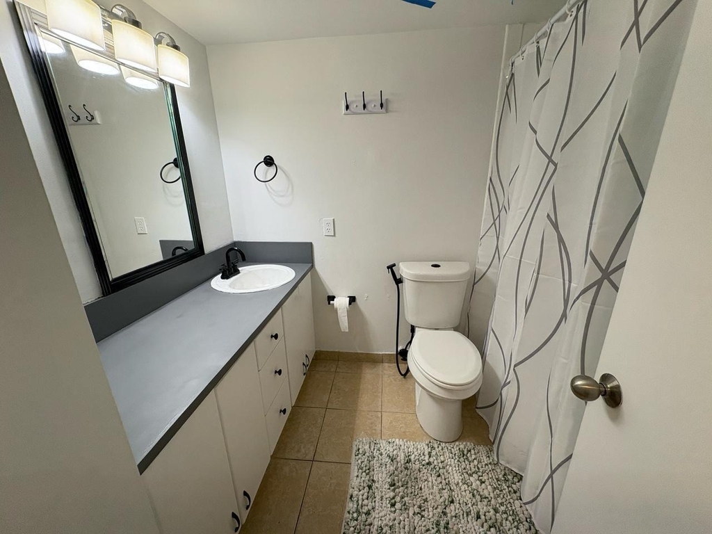 1801 S Treasure Drive - Photo 4