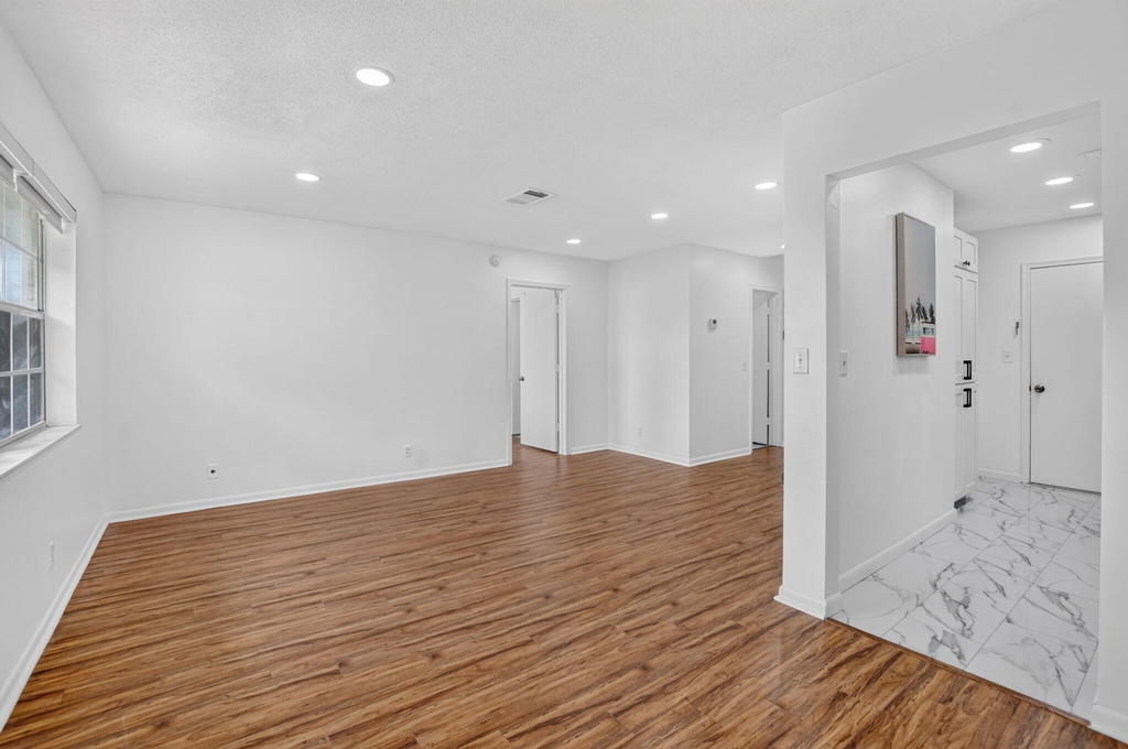 298 Sw 6th Street - Photo 6