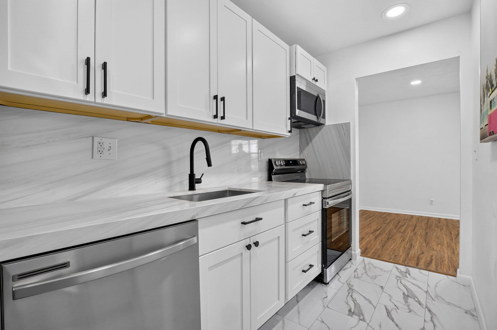 298 Sw 6th Street - Photo 11