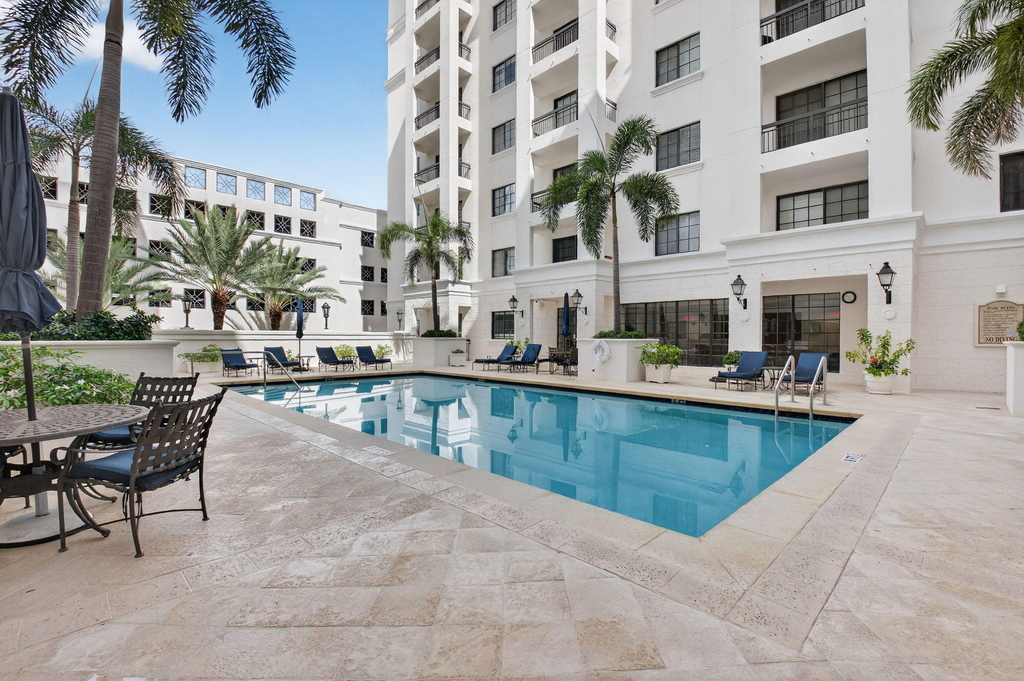 233 S Federal Highway - Photo 34