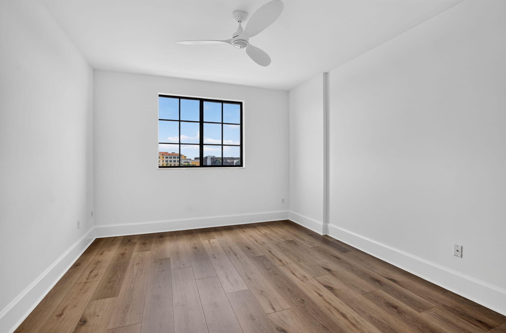 233 S Federal Highway - Photo 10