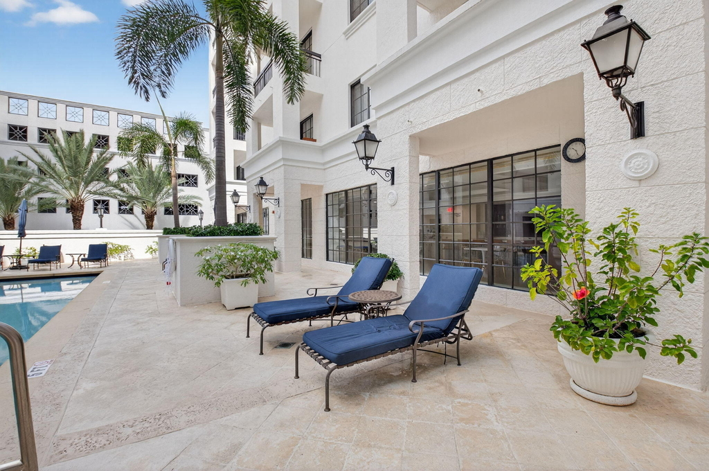 233 S Federal Highway - Photo 36