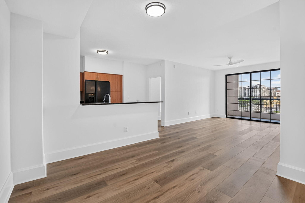 233 S Federal Highway - Photo 5