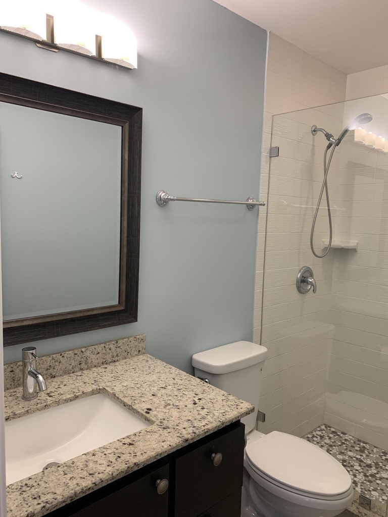 2251 Ne 66th Street - Photo 8