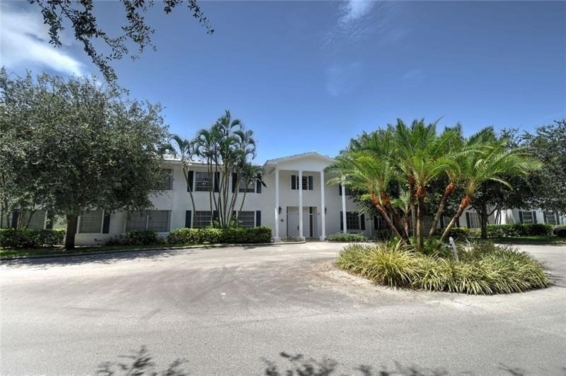2251 Ne 66th Street - Photo 0