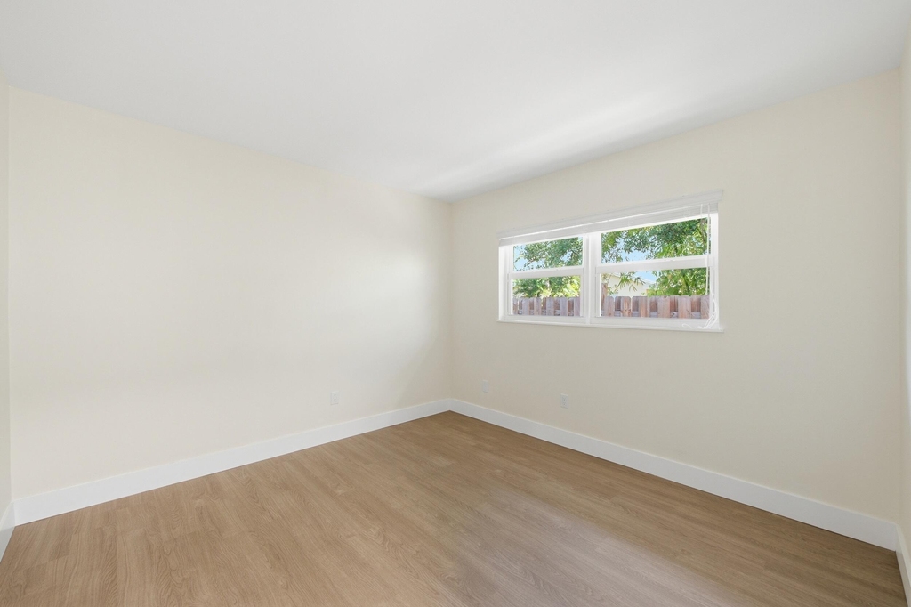 355 Wickline Boulevard - Photo 15
