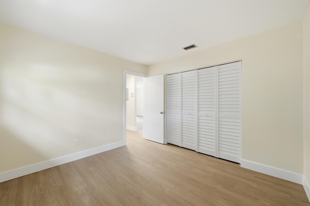 355 Wickline Boulevard - Photo 18
