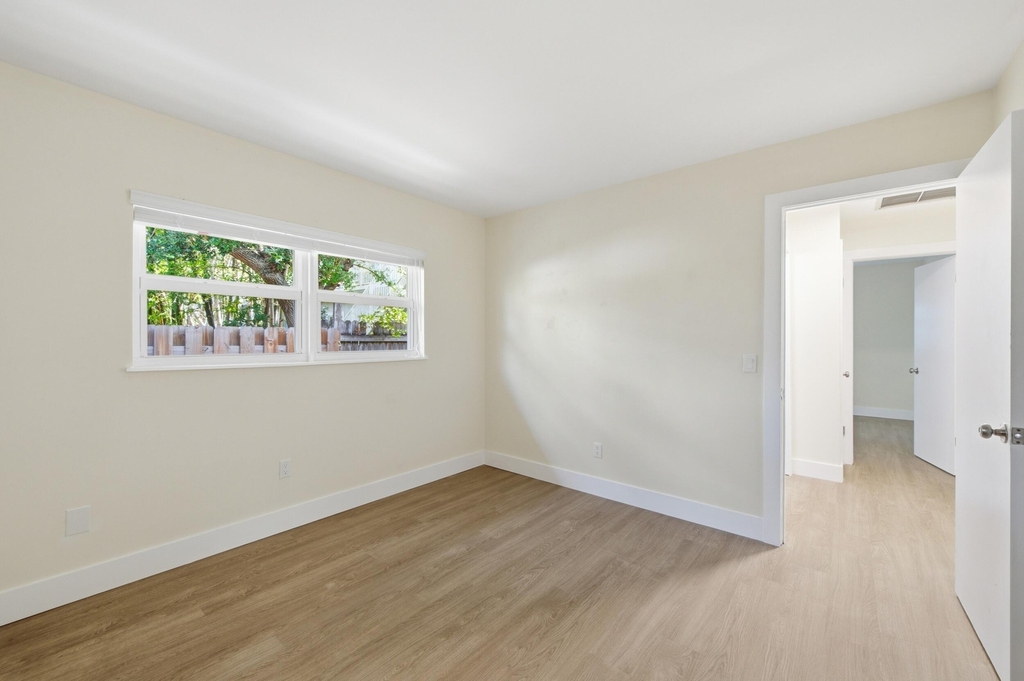 355 Wickline Boulevard - Photo 16