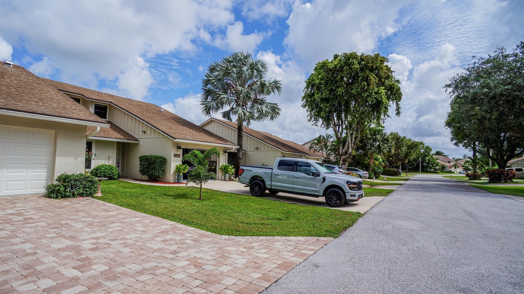 11894 Donlin Drive - Photo 5