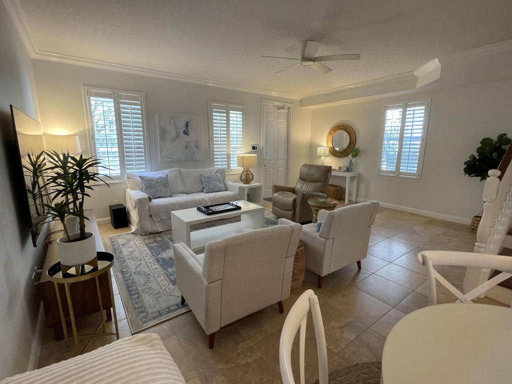 2857 E Community Drive - Photo 4