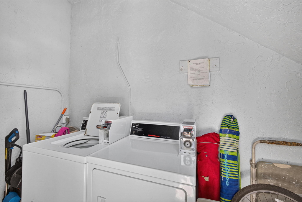708 Sw Gardens Boulevard - Photo 32