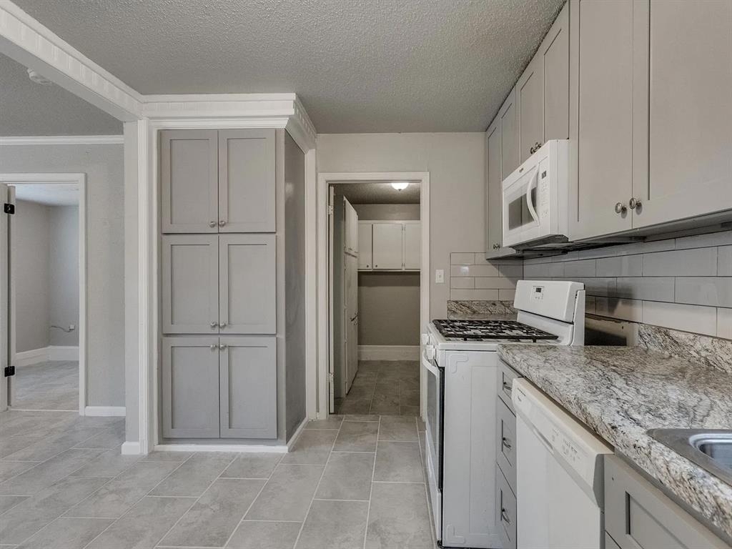 641 Sw 15th Street - Photo 9