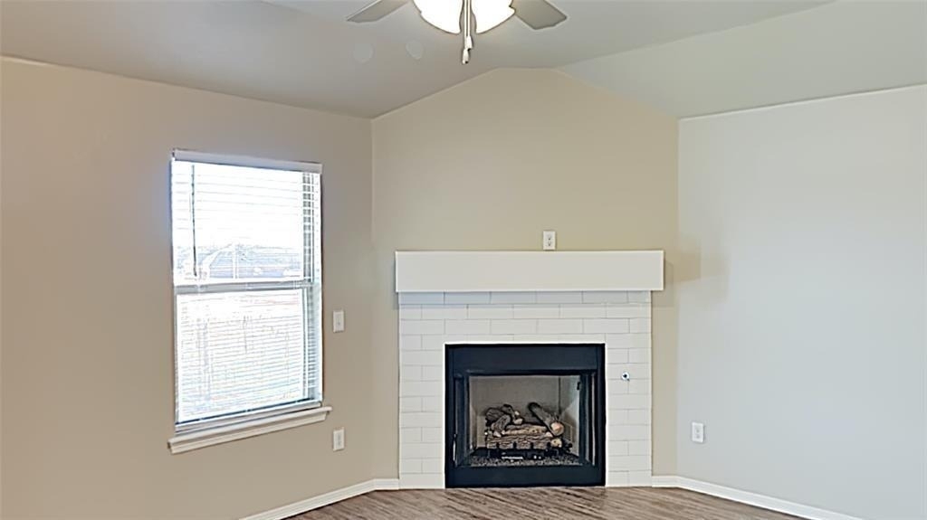 17657 Macarthur Park Drive - Photo 3