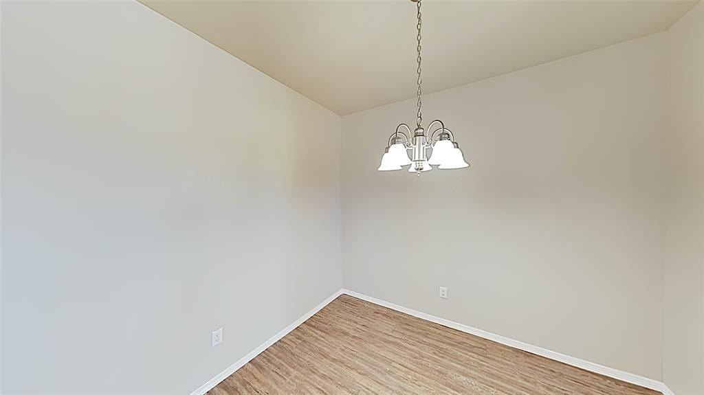 17657 Macarthur Park Drive - Photo 7