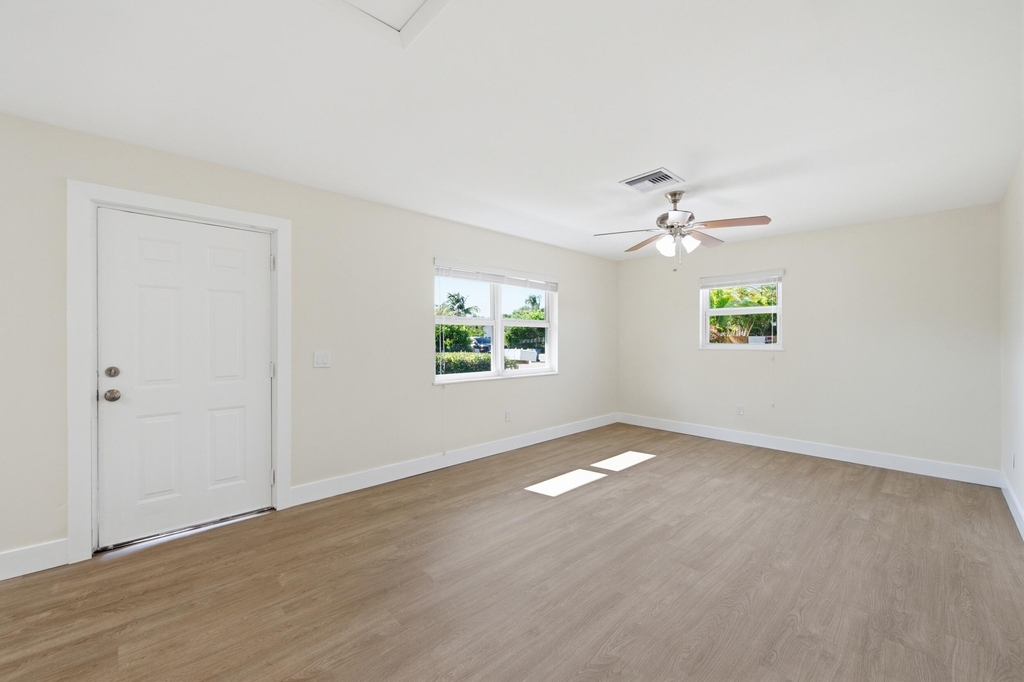 349 Wickline Boulevard - Photo 6